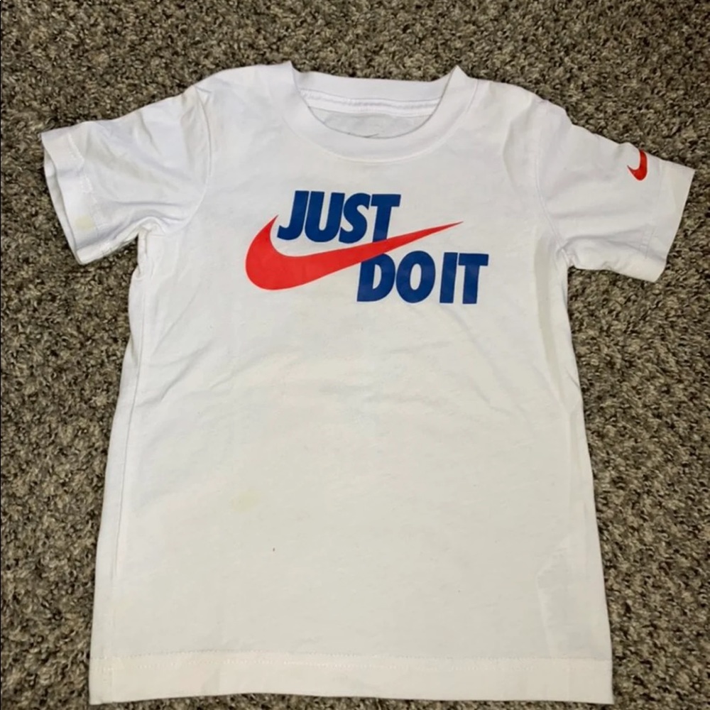 Nike Bundle - Picture 5 of 12